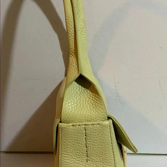 Adrienne Vittadini green leather shoulder handbag - Picture 3 of 11